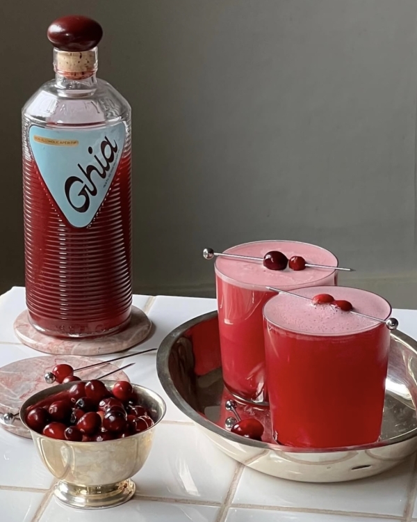 40 Trendy Serving Ideas for Your Wedding Cocktails