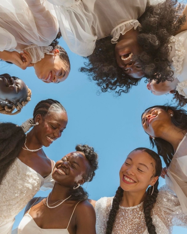 50 Must-Save Group Portrait Ideas