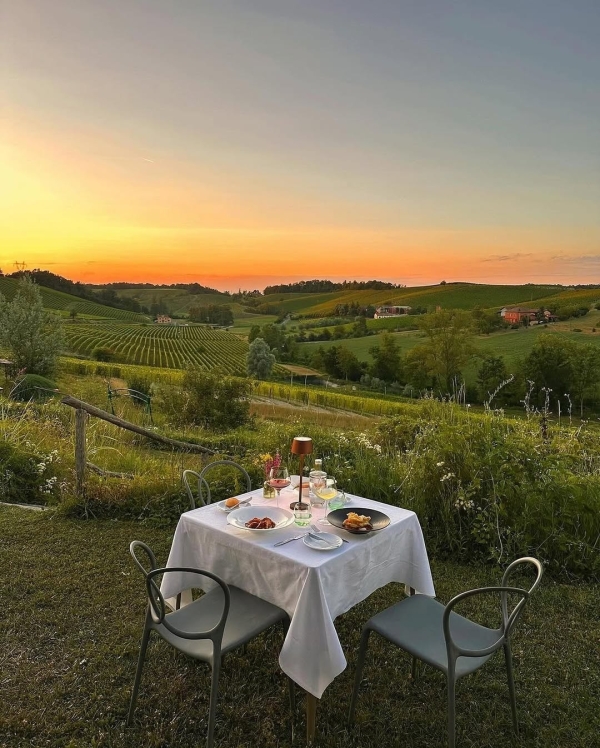 7 Unique Ways to Celebrate New Year's Eve as a Couple