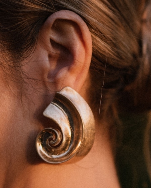 A Conscious & Vibrant Wedding Weekend in Lisbon