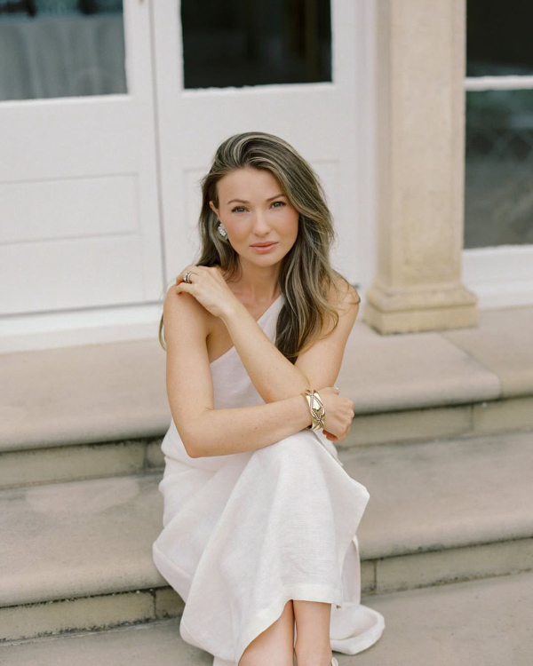 12 Best Wedding Photographers in the UK | British Professional Photography | TOP Luxury Bridal Photographers