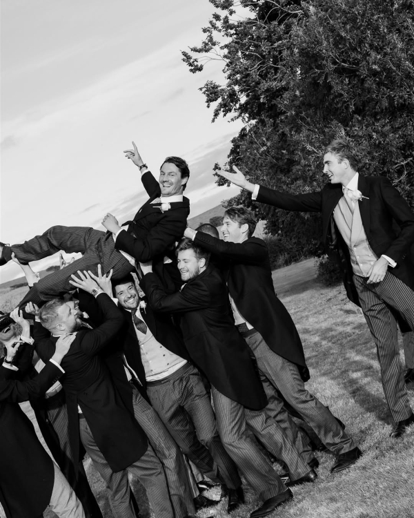 12 Best Wedding Photographers in the UK | British Professional Photography | TOP Luxury Bridal Photographers