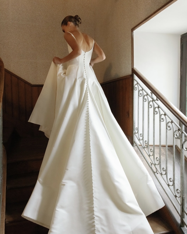 Influencer Ella McFadin’s French Château Wedding Was an Editorial Take on Countryside Elegance