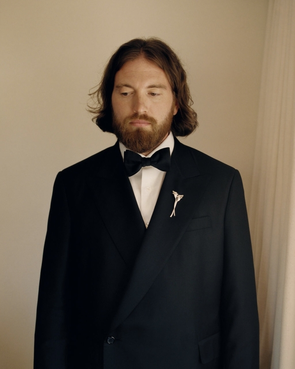 An Intimate Santa Barbara Wedding Framed by Lush Gardens & Light