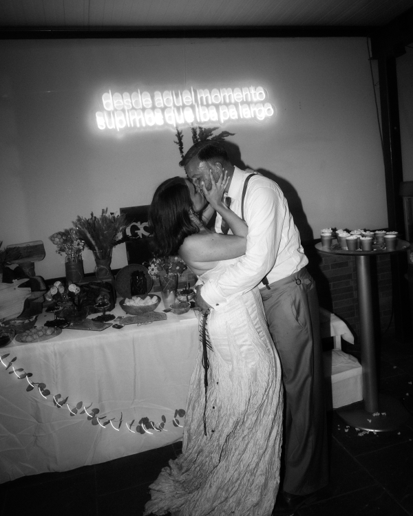 A Playful & Artistic Rural Wedding in the Countryside of Madrid