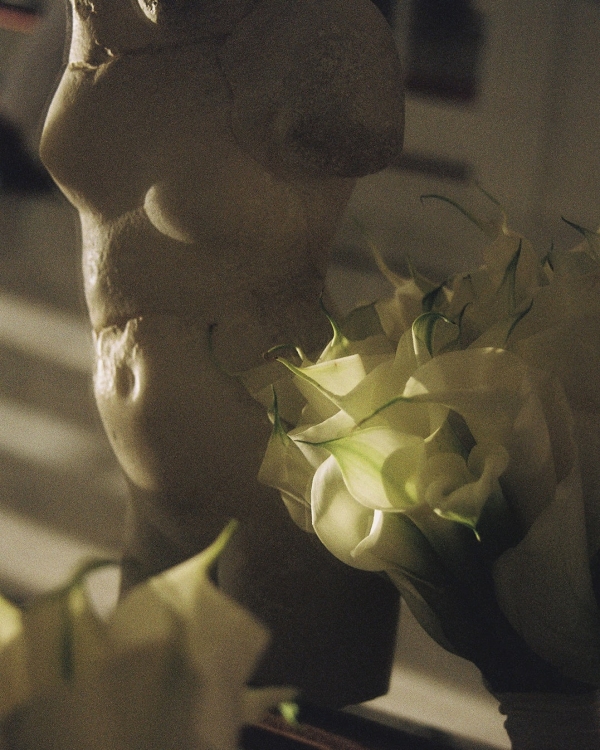 A Chic Tropical Wedding on the Shores of St. Lucia