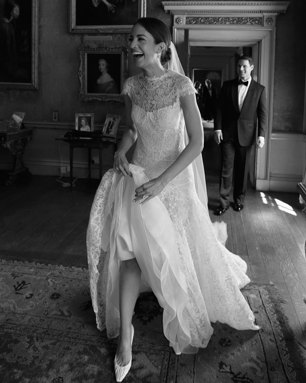 15 Best Wedding Photographers in the UK | British Professional Photography | TOP Luxury Bridal Photographers