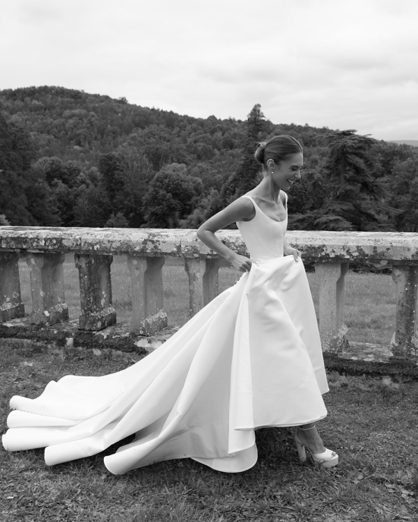 Influencer Ella McFadin’s French Château Wedding Was an Editorial Take on Countryside Elegance
