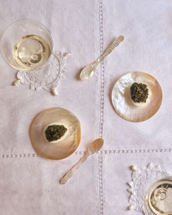 7 Festive Food & Drink Ideas for Stylish Holiday Hosting