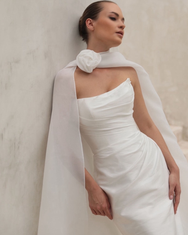 18 Chic Statuesque Bridal Dresses from the Fall '26 Season