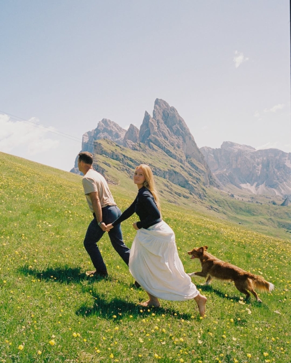 100 Questions to Spark Intimacy and Connection in Your Relationship