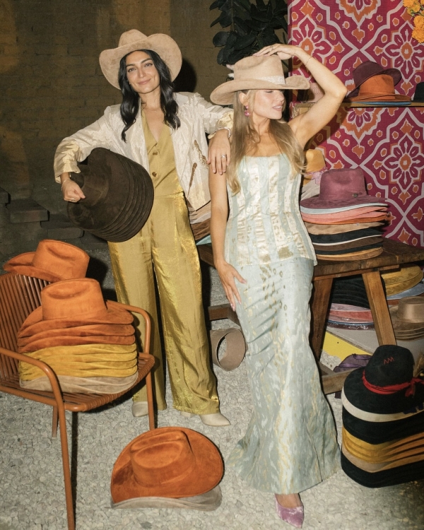 Inside Alix Traeger & Zoya Biglary’s Vibrant Wedding in Oaxaca, Mexico