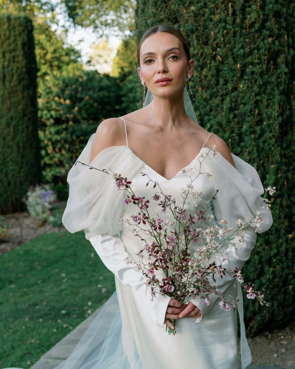 Beauty That Lasts: How to Look Timeless in Real Life and in Your Wedding Photos