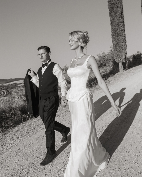 An Elevated Elopement in Tuscany with Vintage Bridal