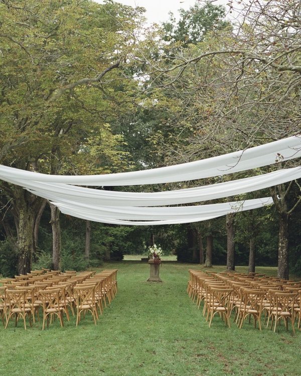 Influencer Ella McFadin’s French Château Wedding Was an Editorial Take on Countryside Elegance
