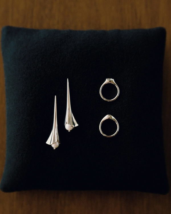 An Intimate Santa Barbara Wedding Framed by Lush Gardens & Light