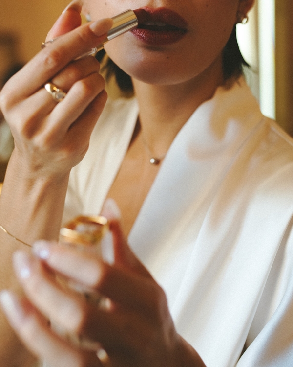 A Cinematic Wedding with Sculptural Installations & a Vibrant Palette in Sicily