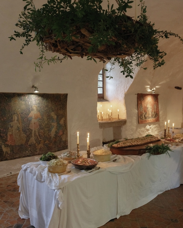 Influencer Ella McFadin’s French Château Wedding Was an Editorial Take on Countryside Elegance