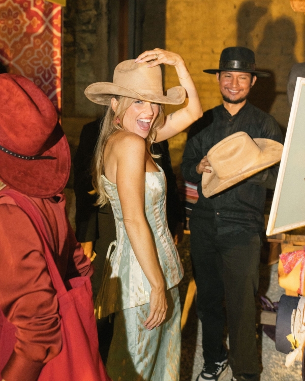 Inside Alix Traeger & Zoya Biglary’s Vibrant Wedding in Oaxaca, Mexico