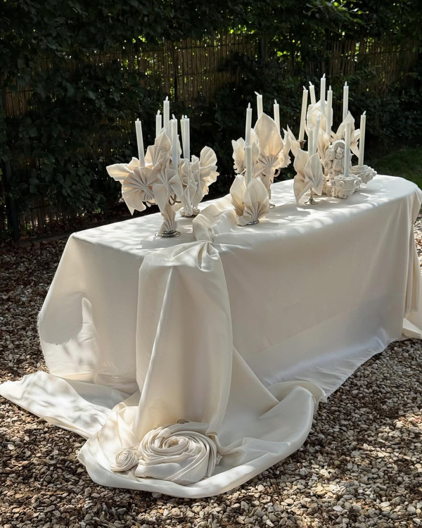 Cloud Dancer: Pantone's 2026 Color of The Year