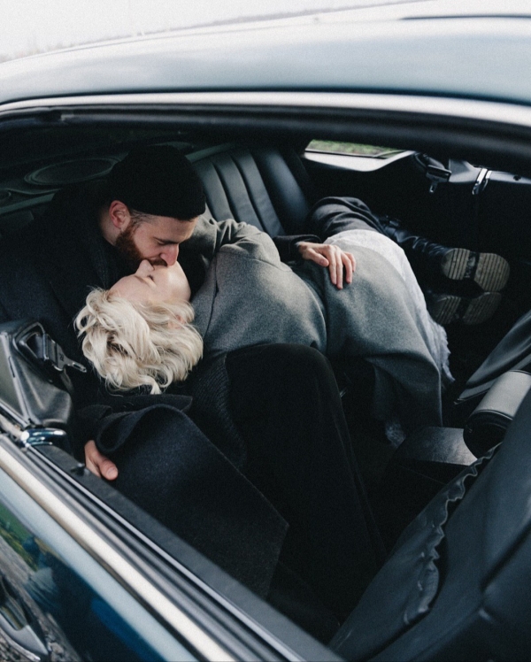 100 Questions to Spark Intimacy and Connection in Your Relationship