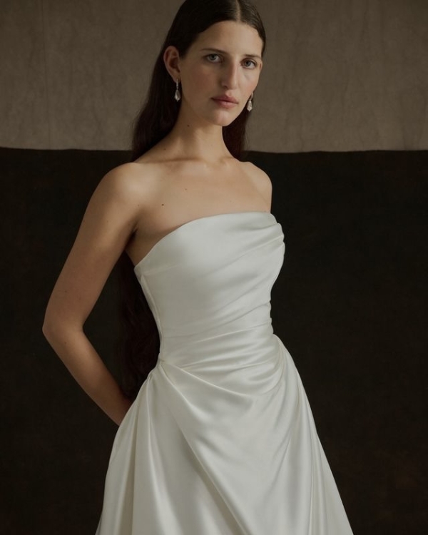18 Chic Statuesque Bridal Dresses from the Fall '26 Season