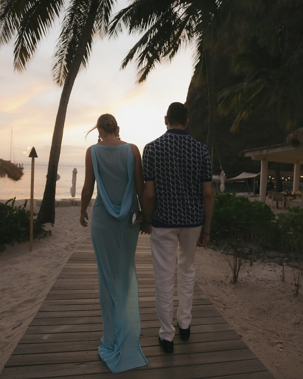 A Chic Tropical Wedding on the Shores of St. Lucia