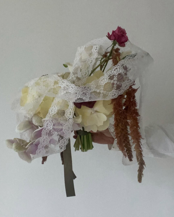 The Top Wedding Floral Trends for 2026 According to Pinterest