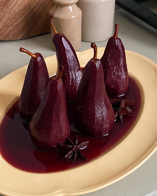 7 Festive Food & Drink Ideas for Stylish Holiday Hosting