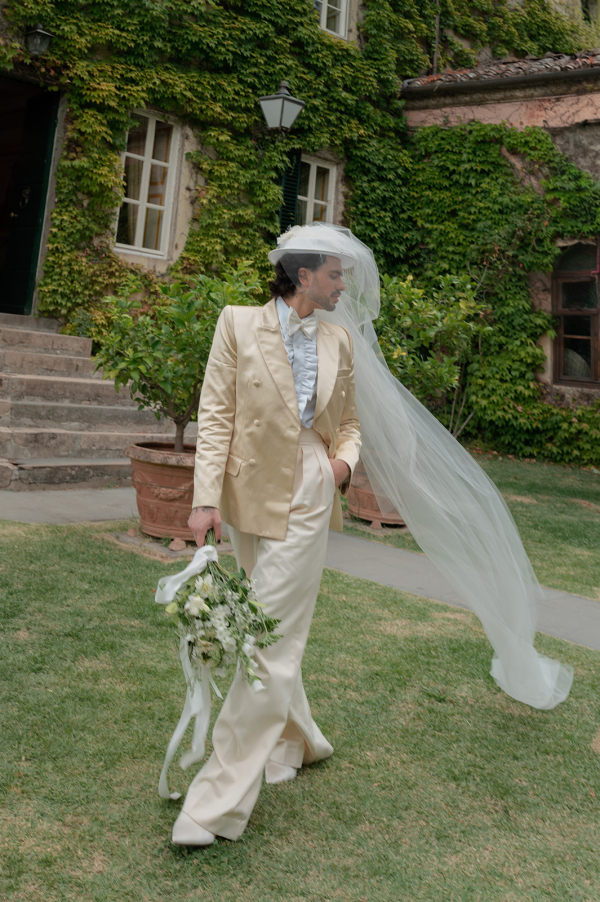 Photographers Couplet Photography