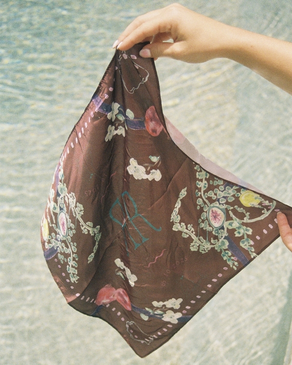 A Chic Tropical Wedding on the Shores of St. Lucia