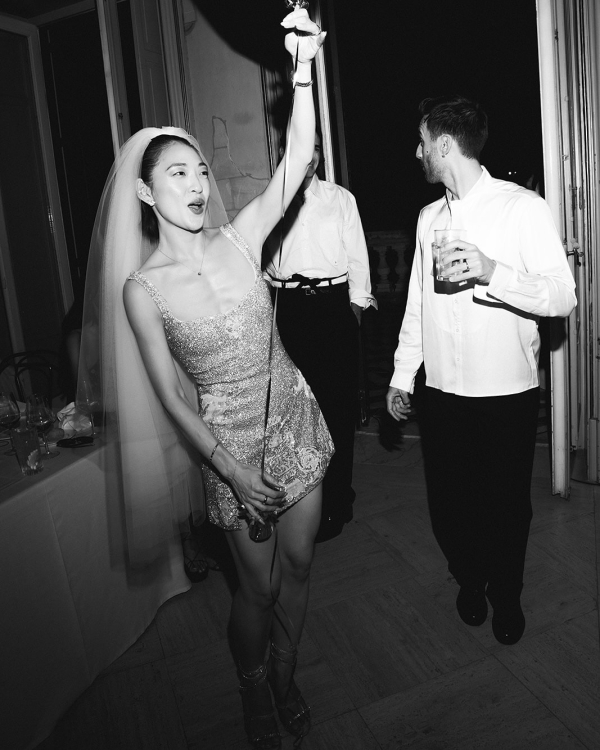 A Cinematic Sicilian Villa Wedding Framed by Modern Florals and Fruit Art