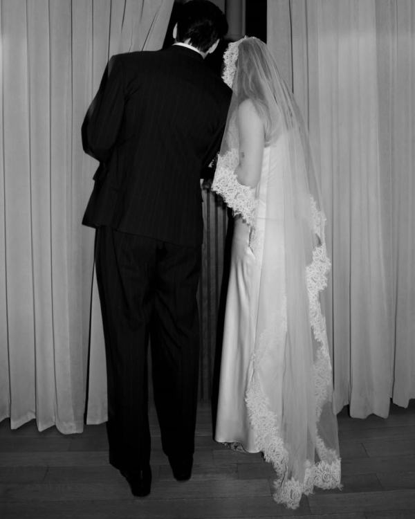 15 Best Wedding Photographers in the UK | British Professional Photography | TOP Luxury Bridal Photographers