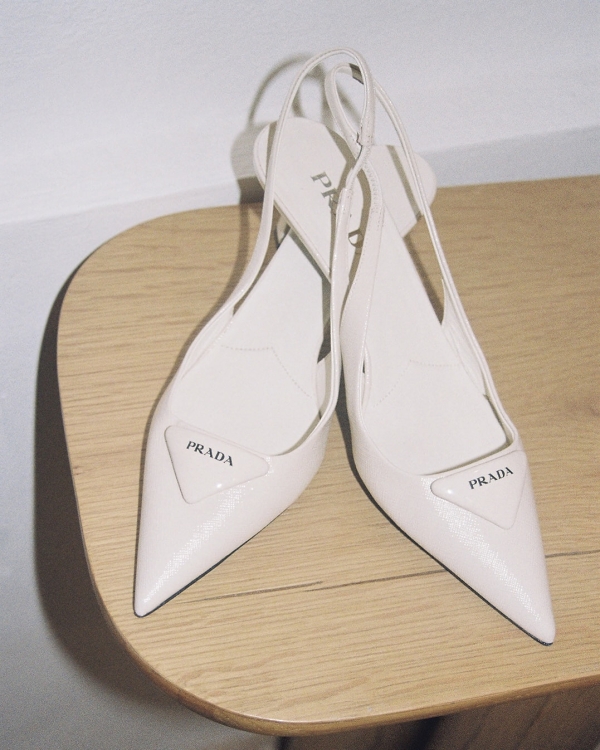 A Chic Tropical Wedding on the Shores of St. Lucia