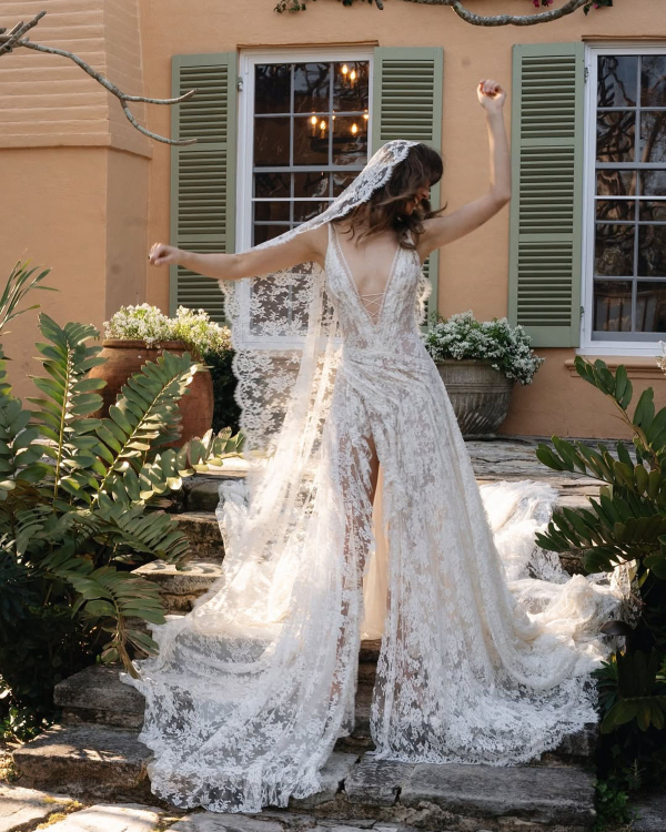 15 Best Australian Wedding Dress Designers | Top Bridal Gowns Designers List | Famous