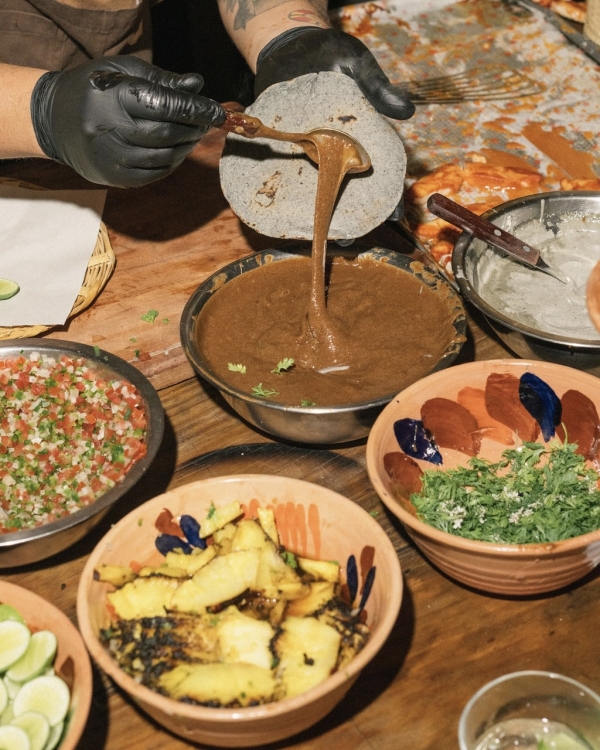 Inside Alix Traeger & Zoya Biglary’s Vibrant Wedding in Oaxaca, Mexico