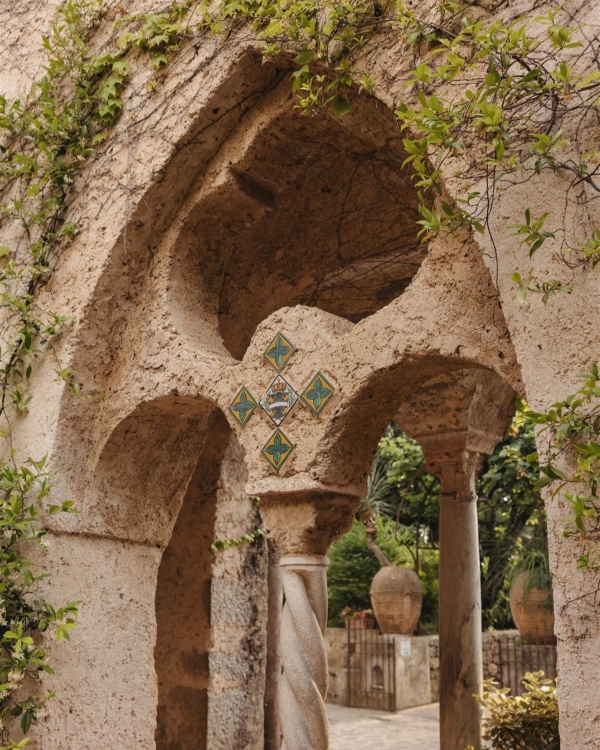 An Enchanting Amalfi Coast Villa Wedding Among the Clouds