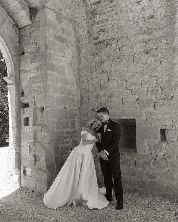 An Elevated Elopement in Tuscany with Vintage Bridal
