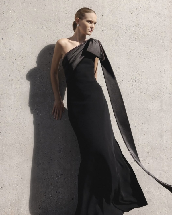 30 Party Dresses to Steal the Spotlight This Festive Season