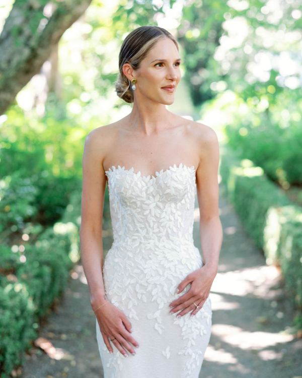 Beauty That Lasts: How to Look Timeless in Real Life and in Your Wedding Photos