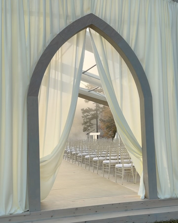 Cloud Dancer: Pantone's 2026 Color of The Year