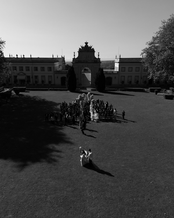 Behind The Lens: Inside the Artistry of Wedding Photographer Alice Vicente