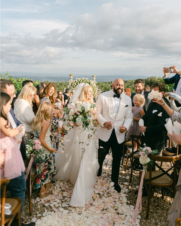 “It is all about finding that spark that speaks to you,” says Jennifer of Lace and Luce