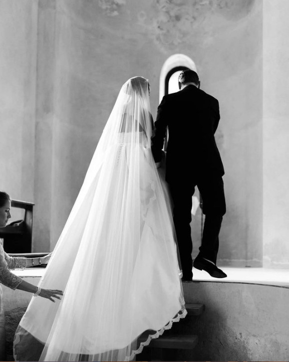 “It is all about finding that spark that speaks to you,” says Jennifer of Lace and Luce