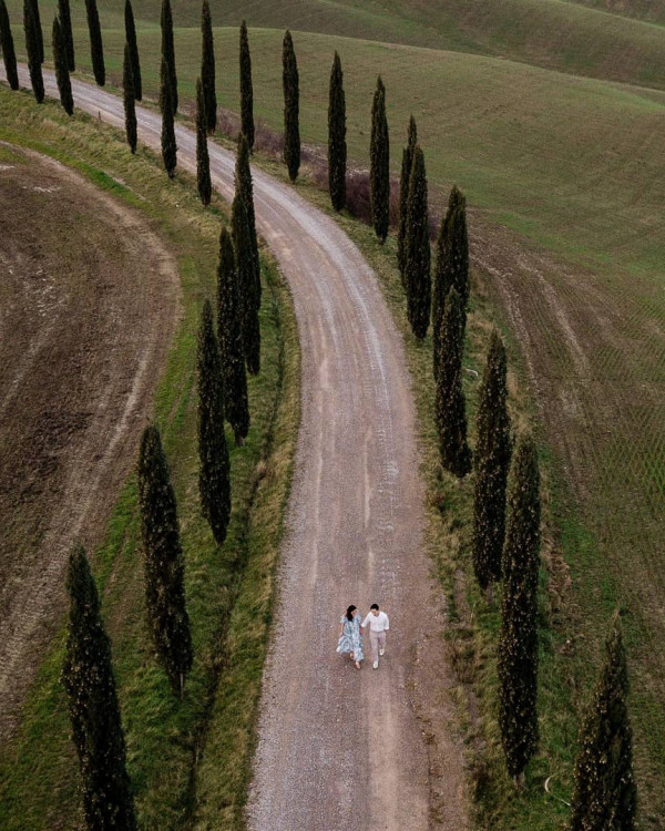 “Piece by piece, I tell their story” explains Magdalena Glowacka of Fotomagoria