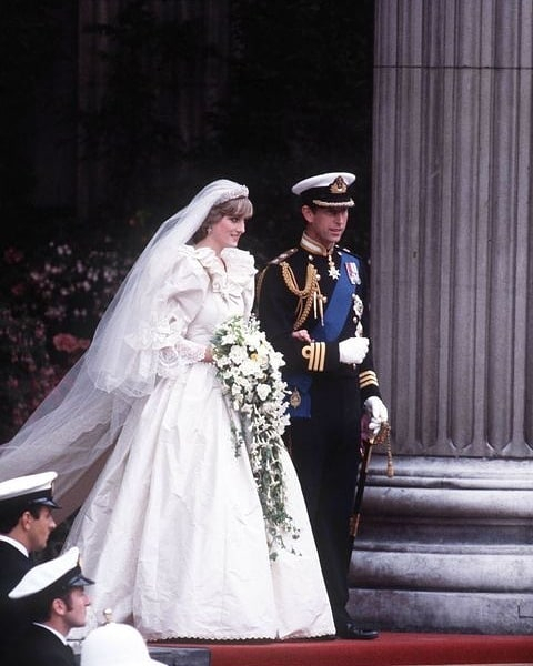 Celebrity Wedding Looks Inspiration | Best Celebrities’ Wedding Gowns | Old Money Wedding Dresses Inspo