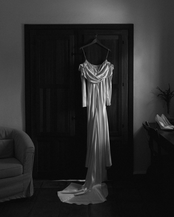 10 Best Wedding Dresses Under $1000 | Unique Wedding Gowns Under 1k | Beautiful & Cheap Bridal Dresses