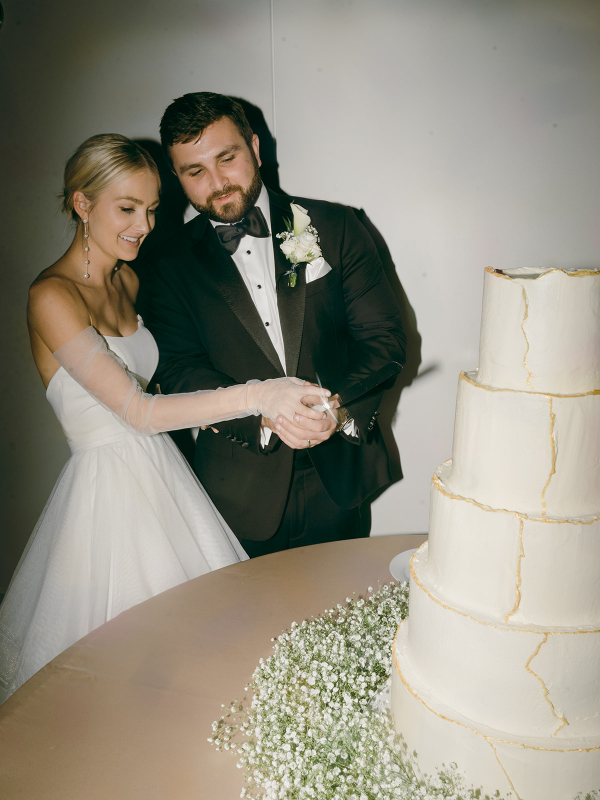 Sarah & Davis’s New Years Eve Wedding | Photo | Chattanooga Wedding Venues