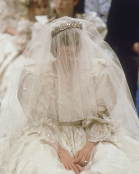 Celebrity Wedding Looks Inspiration | Best Celebrities’ Wedding Gowns | Old Money Wedding Dresses Inspo