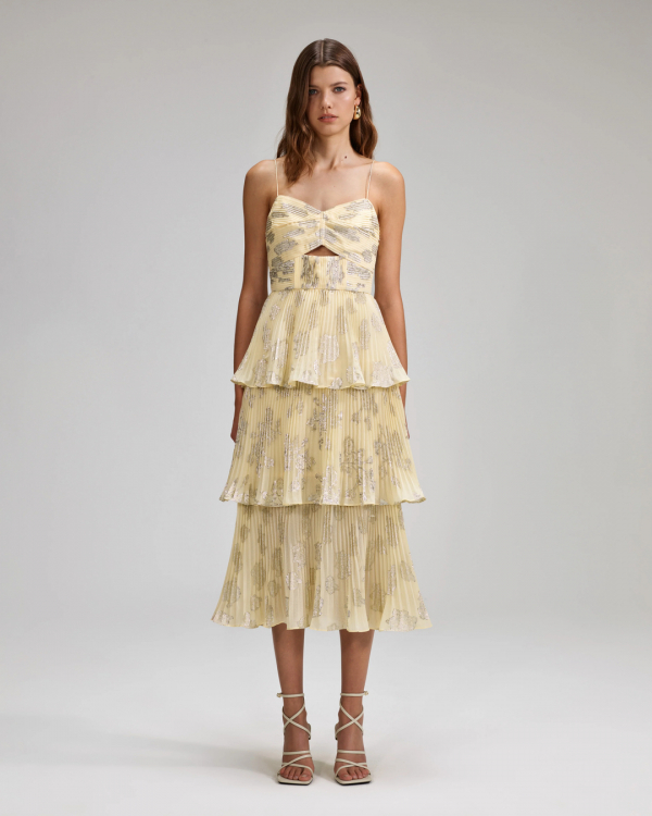 Top 12 Trendy Spring Bridesmaid Dresses | Bridesmaid Outfits for Spring Wedding